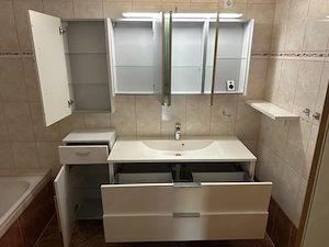 Waschtisch-Set 120 cm mit Spiegelschrank & Unterschrank Bild 2