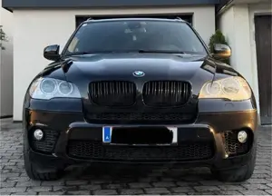 BMW X5 xDrive30d Aut. SUV   Geländewagen Bild 10