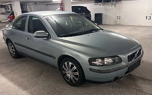 Volvo S60 2,4 D Bild 6