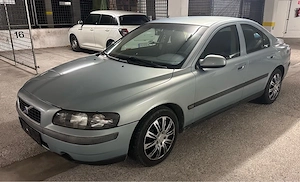 Volvo S60 2,4 D Bild 3