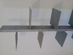 Vielfältiges Bücherregal in ausgezeichnetem Zustand Bild 2