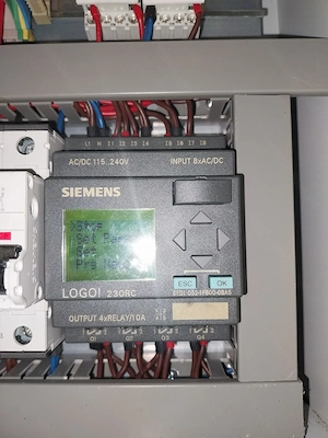 Schaltschrank mit Siemens LOGO Steuerung Bild 5