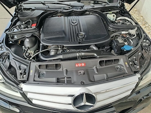 Mercedes Benz C 200 CDI nur 52.000 km Bild 2