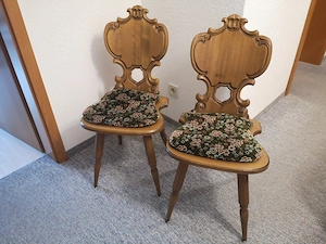 2 Bauernstühle,massiv