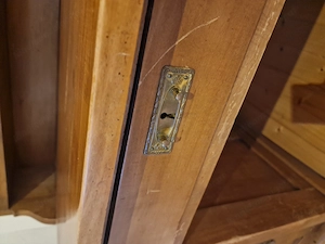 Antiker Sekretär bzw Schreibtisch Bild 3