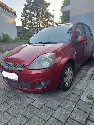 Ford Fiesta trend 1.3 Bild 2
