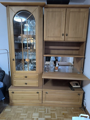 Wohnzimmermöbel Bild 2