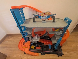 Hot Wheels Ultimate Garage Bild 2