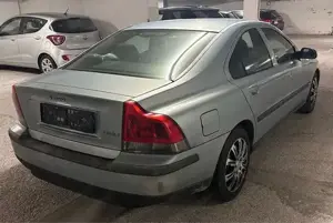 Volvo S60 Bild 8