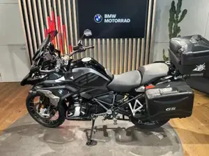 BMW R 1250 GS 100 Jahre Ultimate Modell Bild 3