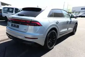Audi Q8 S line 2xS AssistenzP+ 22Z Laser Pano BO Leder... Bild 3