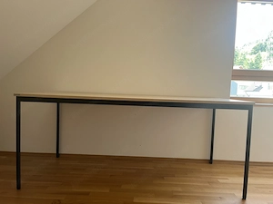 Schreibtisch zu verschenken  Bild 2
