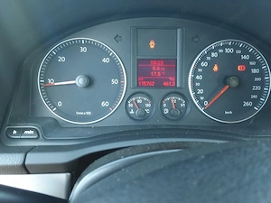 Golf 5 Allrad zu verkaufen Bild 6