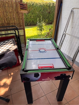 Fussballtisch  Spieltisch Bild 3