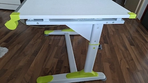 Schreibtisch für Schüler Bild 4