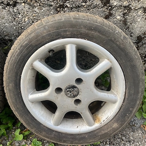 4x Peugeot Alufelgen mit sommerrifen 3x 98 ET 9 Bild 3