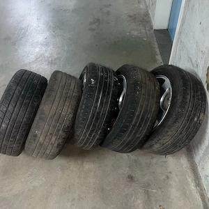 5xAudi Alufelgen mit sommerreifen 205 55 16  Bild 8