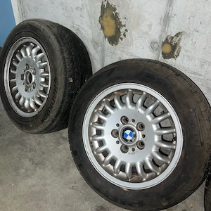 4x BMW Alufelgen mit sommerreifen 205 60 15  Bild 9