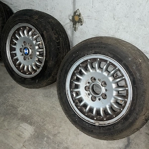 4x BMW Alufelgen mit sommerreifen 205 60 15  Bild 7