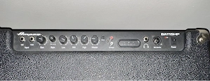Ampeg Bass Verstärker Bild 4