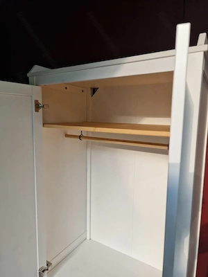 IKEA Sundvik Kleiderschrank weiß, 80x50x171 cm, guter Zustand Bild 3