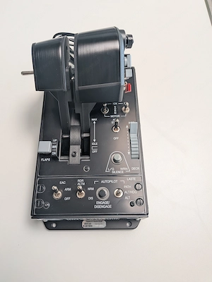 Thrustmaster hotas warthog MKII Joystick und Throttle  Bild 4