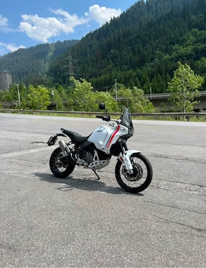 Ducati DesertX Bild 2