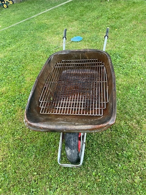 Schubkarrengrill Edelstahlgrillrost Bild 3