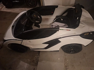 Kinderauto  Bild 2
