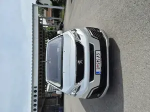 Peugeot Traveller Bild 3