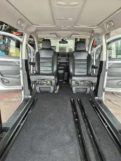 Peugeot Traveller Bild 7
