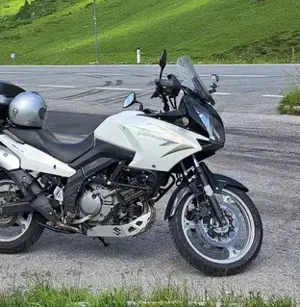 Verkaufe meine Suzuki V-Strom 650 ABS, Bj 2012 47500 km Preis   2990