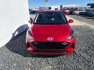 Hyundai i10 PREMIUM AUT SHZ KLIMAAUTOMATIK AMBIENTE ALU RFK... Bild 2