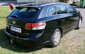 Toyota Avensis 1,6 Valvematic Business Kombi Bild 5
