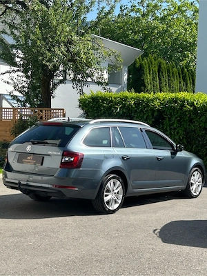 Skoda Octavia Style 1,6 TDI DSG Bild 3