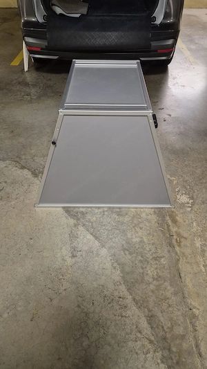 Alvaris Hundebox Maxi- Top Zustand  Bild 3