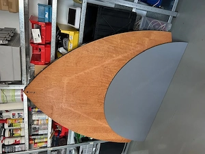 Zwei Tischplatten zu verschenken!