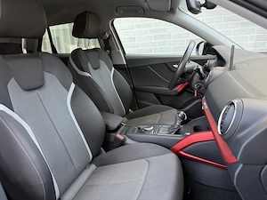 Audi Q2 35 TFSI Sport  Bild 9