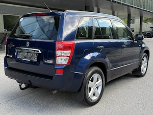 Suzuki Grand Vitara 1.9D Allrad NUR 80.000 KM TÜV NEU Bild 3
