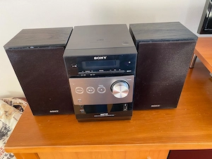 Sony CMT-FX205 Micro HiFi Stereoanlage mit CD, USB & 2 Lautsprechern Bild 2