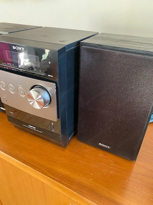 Sony CMT-FX205 Micro HiFi Stereoanlage mit CD, USB & 2 Lautsprechern Bild 3