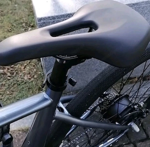 C70 Elektro-Rennrad   50 km Reichweite, 25 km h, neuwertig Bild 3