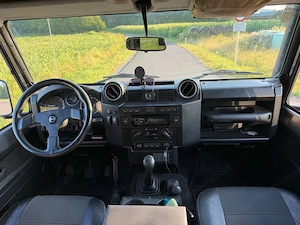 Land Rover Defender 110 td4 Bild 4
