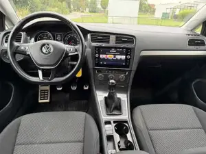 VW Golf Bild 10