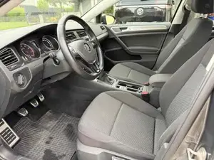 VW Golf Bild 9