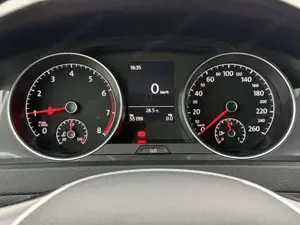 VW Golf Bild 16