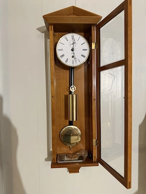 Kieninger Wanduhr   Regulator   Mechanisches Seilzugwerk mit Pendel & Holzgehäuse Bild 2
