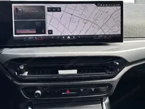 BMW 320xd er 320d xDrive Touring G21 B47 Head-Up Bild 7