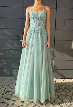 Abschlussballkleid Bild 4