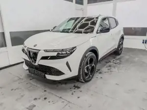 Alfa Romeo Junior Speciale IBRIDA MATRIX ACC KEYLESS NAVI 1.2 E-D...